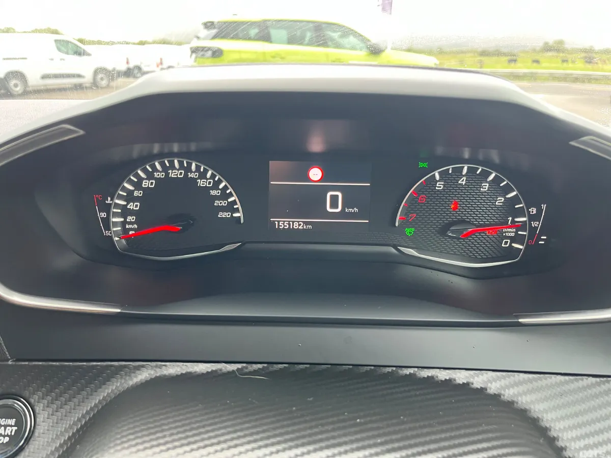 Peugeot 2008 MPV, Diesel, 2020, Grey