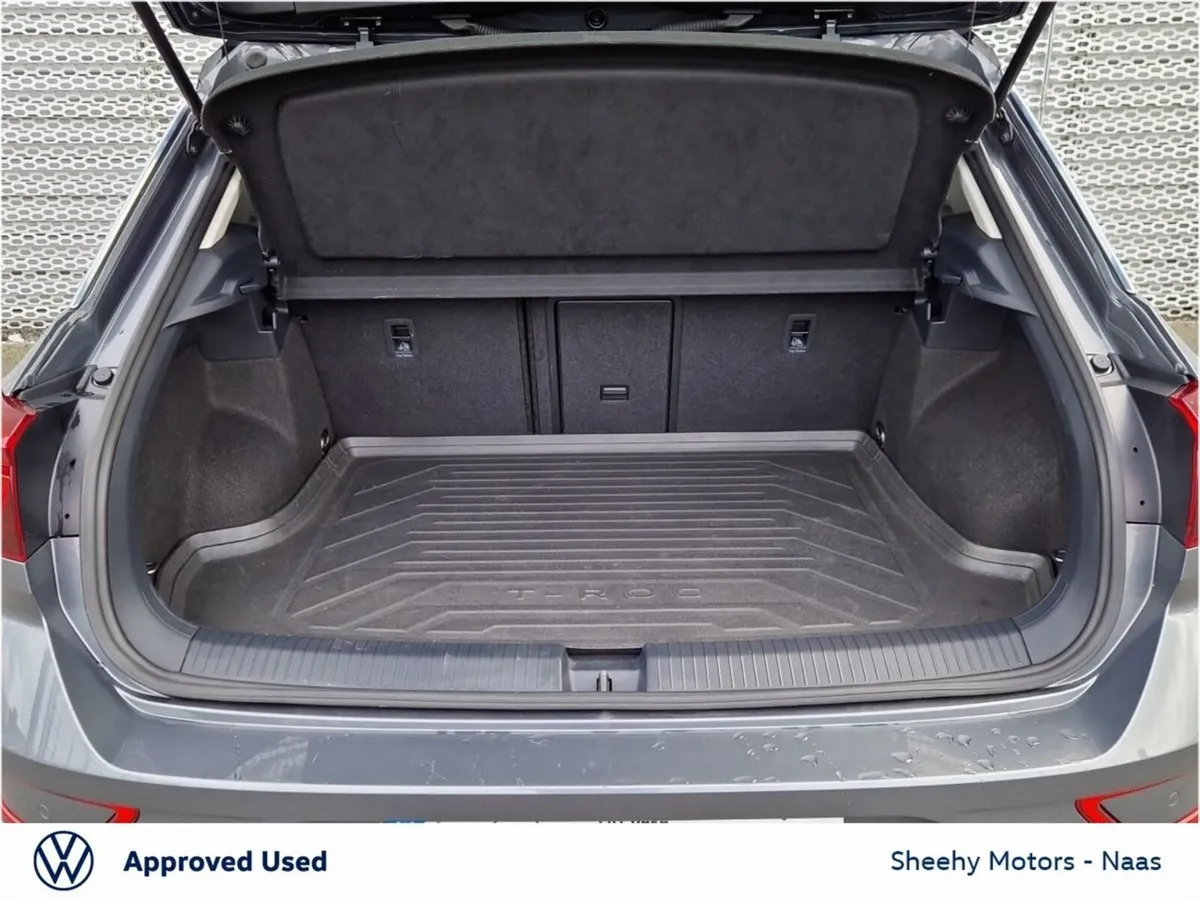 Volkswagen T-Roc SUV, Petrol, 2023, Grey