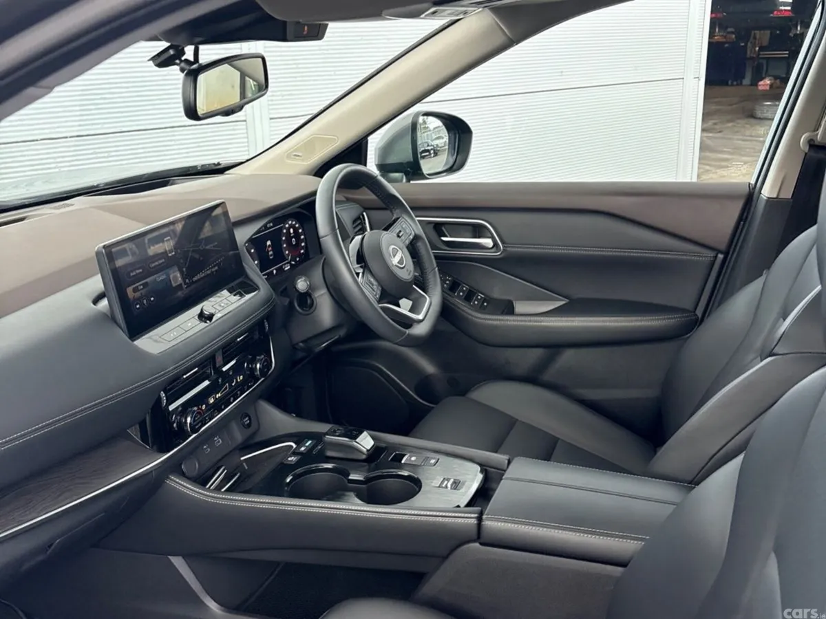 Nissan X-Trail SUV, Petrol Hybrid, 2024, Grey