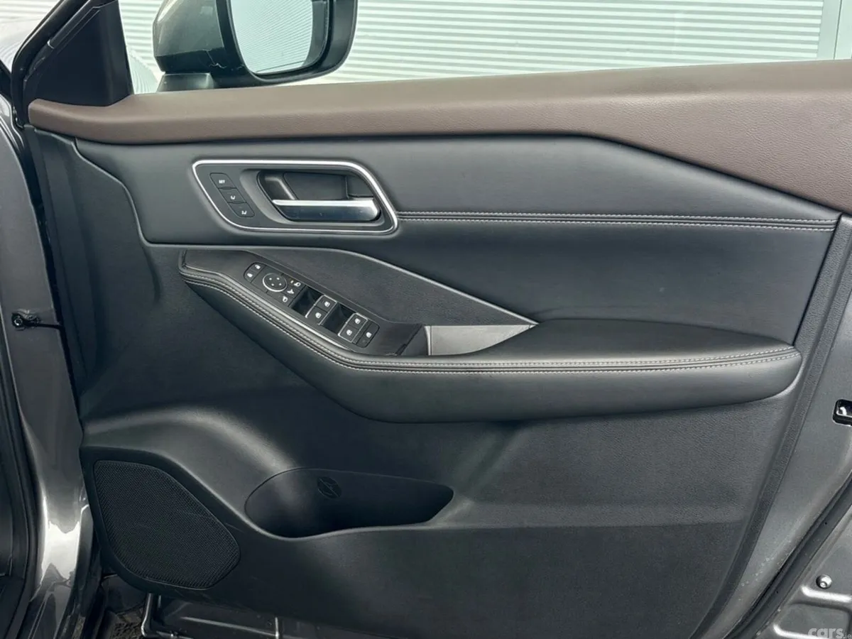 Nissan X-Trail SUV, Petrol Hybrid, 2024, Grey