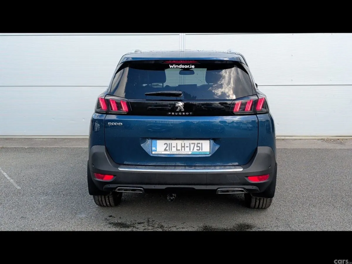 Peugeot 5008 MPV, Diesel, 2021, Blue
