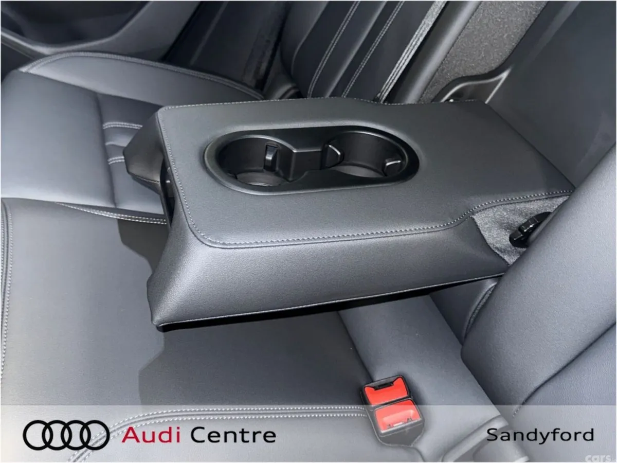 Audi Q6 e-tron Hatchback, Electric, 2026, Grey