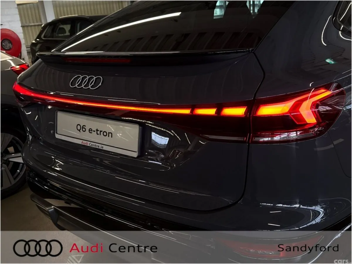 Audi Q6 e-tron Hatchback, Electric, 2026, Grey