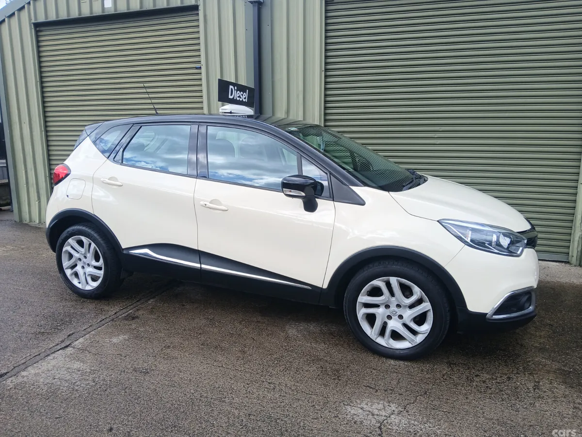 Renault Captur Hatchback, Diesel, 2016, White