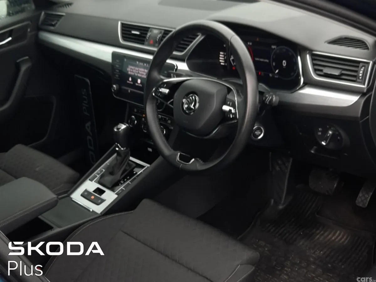 Skoda Superb Saloon, Diesel, 2023, Blue