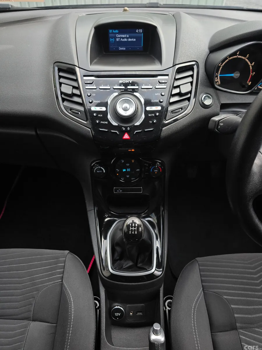 Ford Fiesta Hatchback, Petrol, 2014, Black