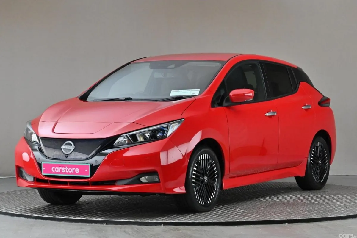 Nissan Leaf Hatchback, Electric, 2022, Red
