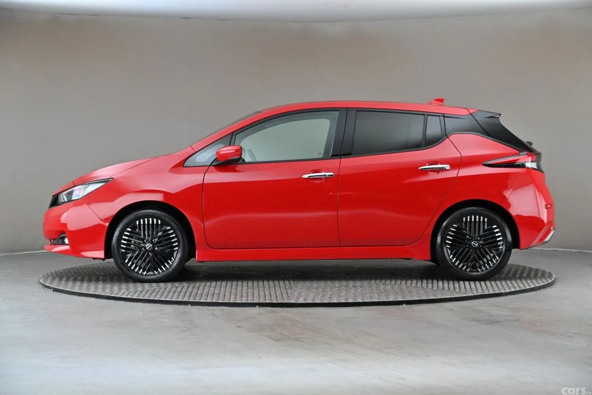 Nissan Leaf Hatchback, Electric, 2022, Red