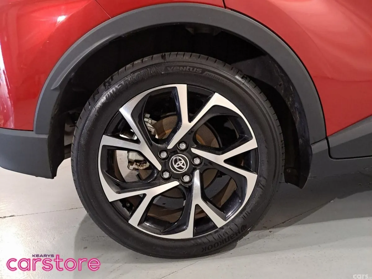 Toyota C-HR SUV, Petrol Hybrid, 2020, Red
