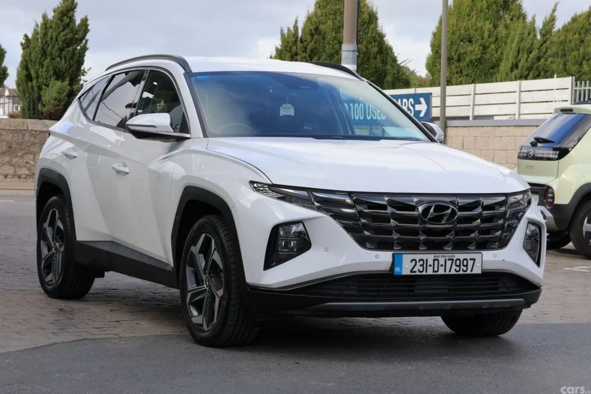 Hyundai Tucson SUV, Petrol Hybrid, 2023, White