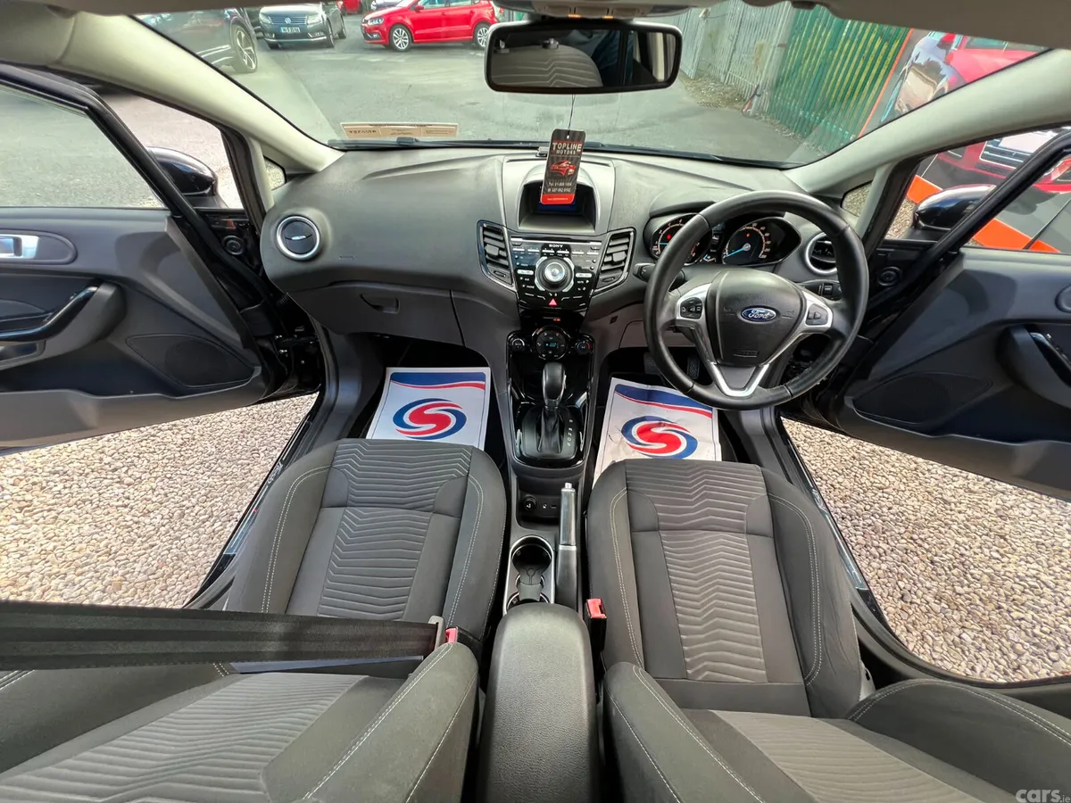 Ford Fiesta Hatchback, Petrol, 2015, Black