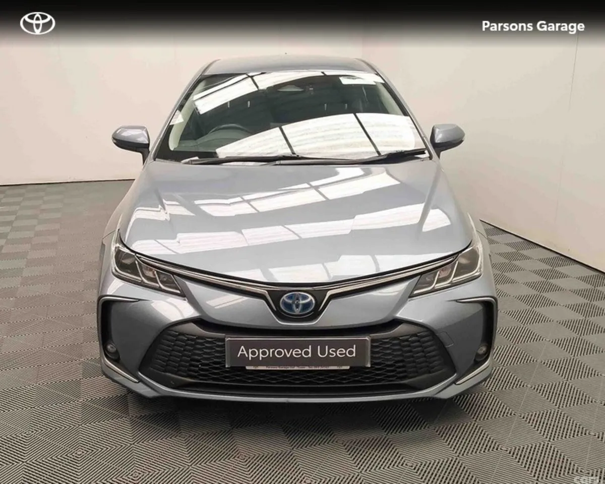 Toyota Corolla Saloon, Petrol Hybrid, 2025, Grey