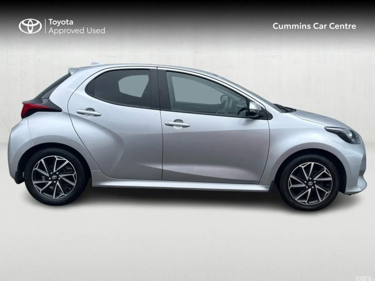 Toyota Yaris Hatchback, Petrol, 2023, Grey