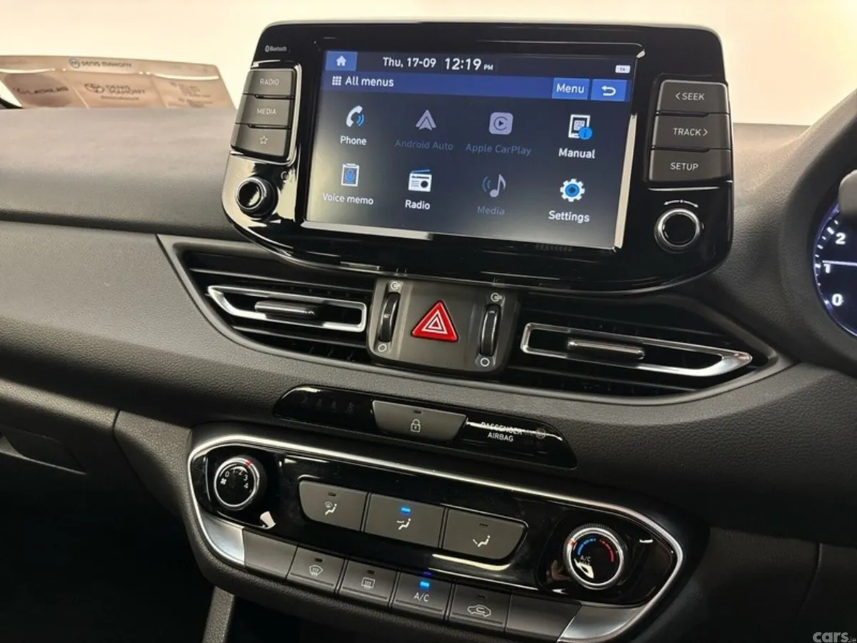 Hyundai i30 Hatchback, Petrol, 2024, Blue