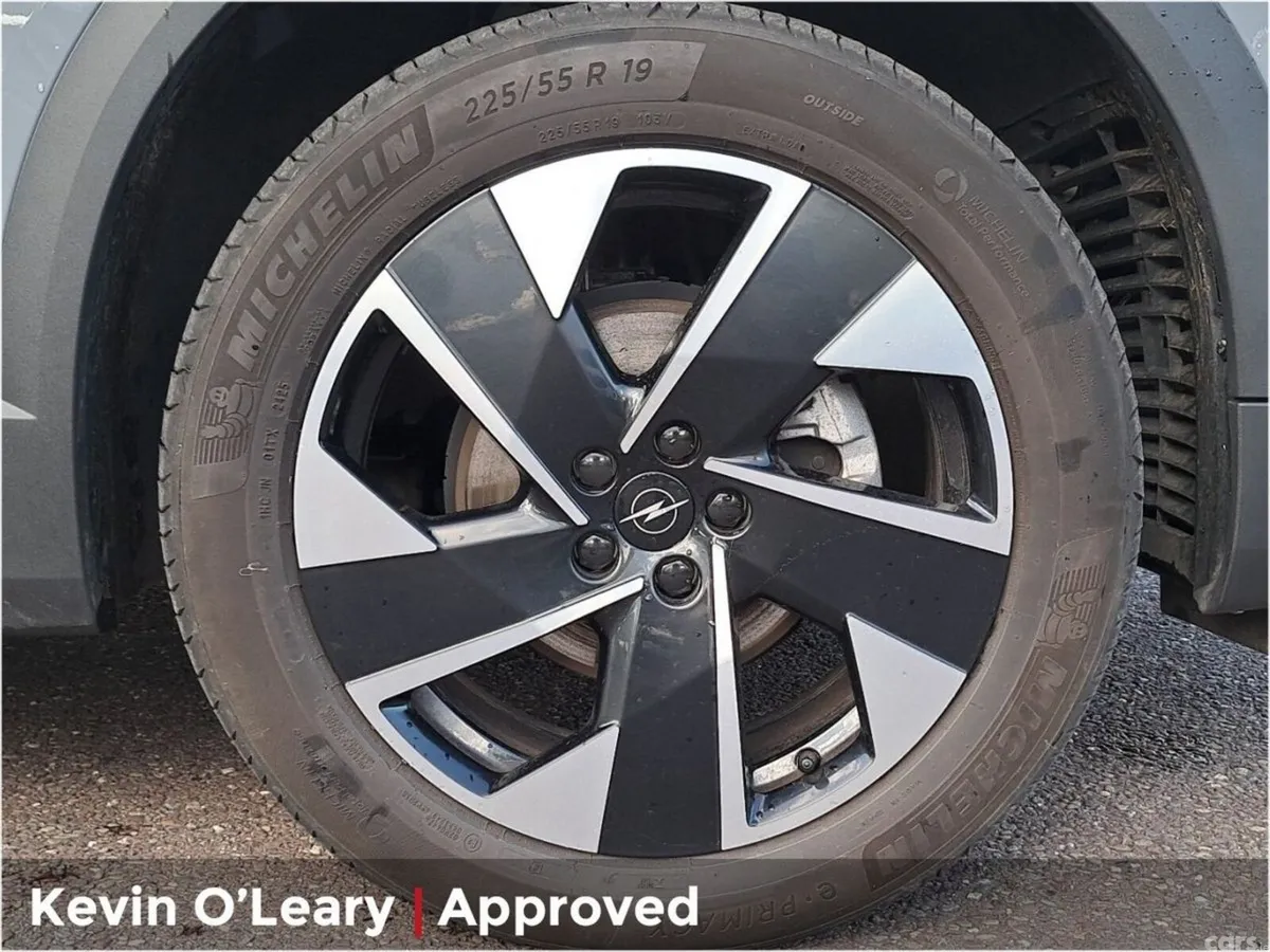 Opel Grandland SUV, Petrol Hybrid, 2026, Grey