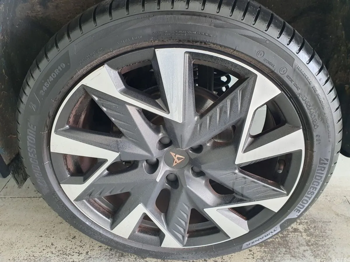 Cupra Formentor SUV, Petrol Plug-in Hybrid, 2025, Blue