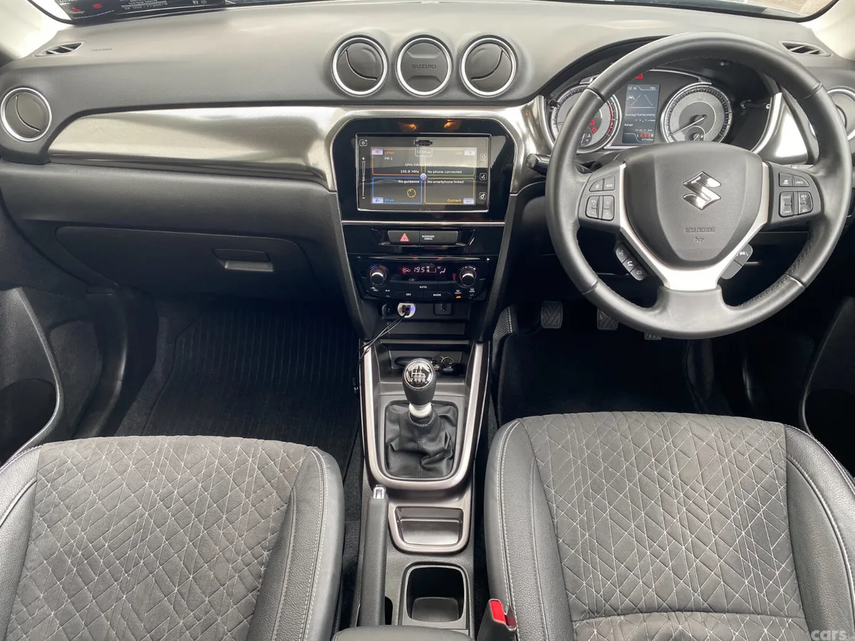 Suzuki Vitara SUV, Petrol, 2023, Grey