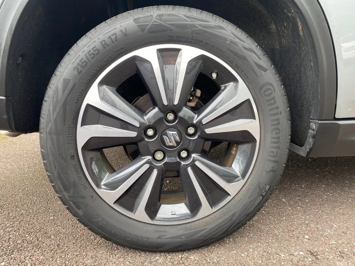 Suzuki Vitara SUV, Petrol, 2023, Grey
