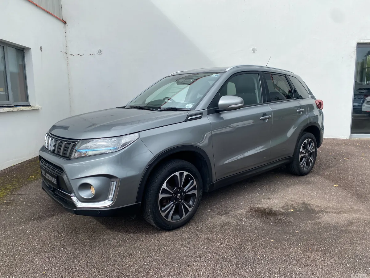Suzuki Vitara SUV, Petrol, 2023, Grey