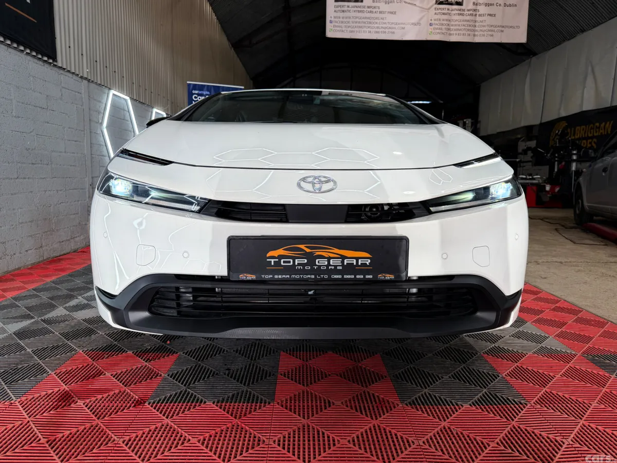 Toyota Prius Saloon, Petrol Hybrid, 2024, White