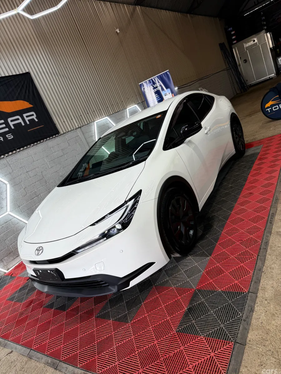Toyota Prius Saloon, Petrol Hybrid, 2024, White