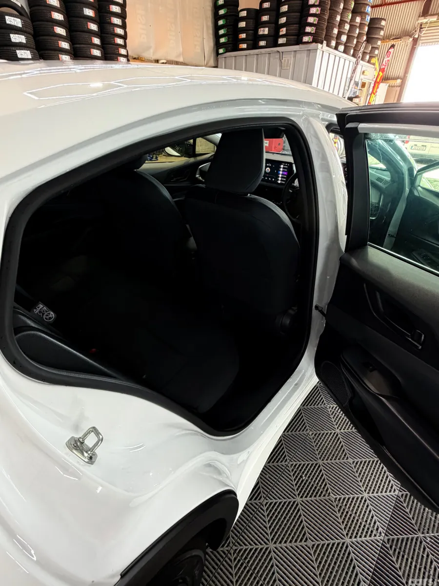 Toyota Prius Saloon, Petrol Hybrid, 2024, White