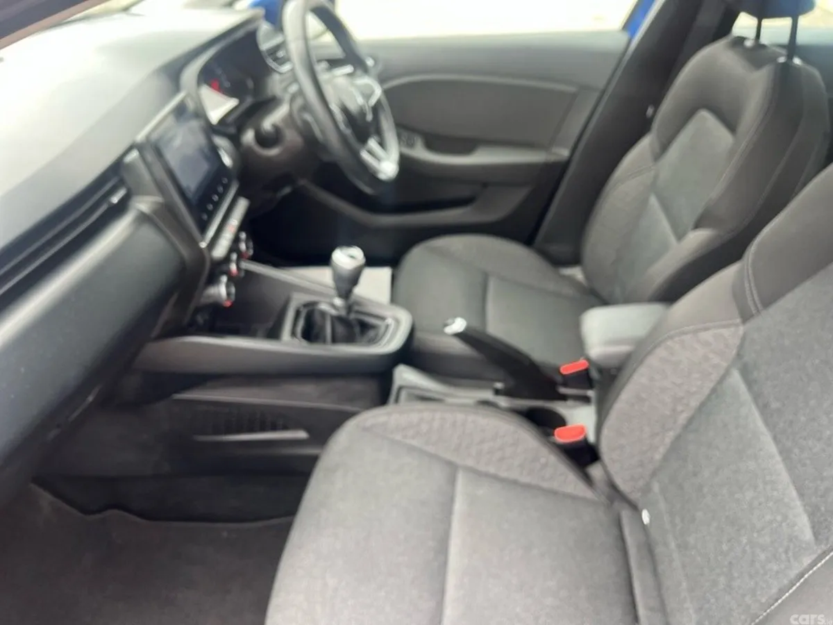Renault Clio Hatchback, Petrol, 2022, Blue