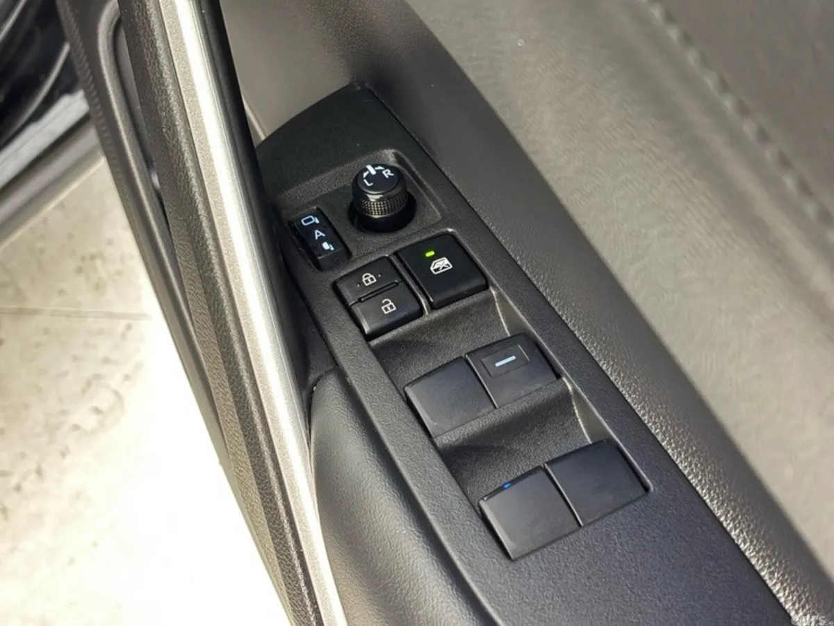 Toyota Corolla Cross SUV, Petrol Hybrid, 2023, Black