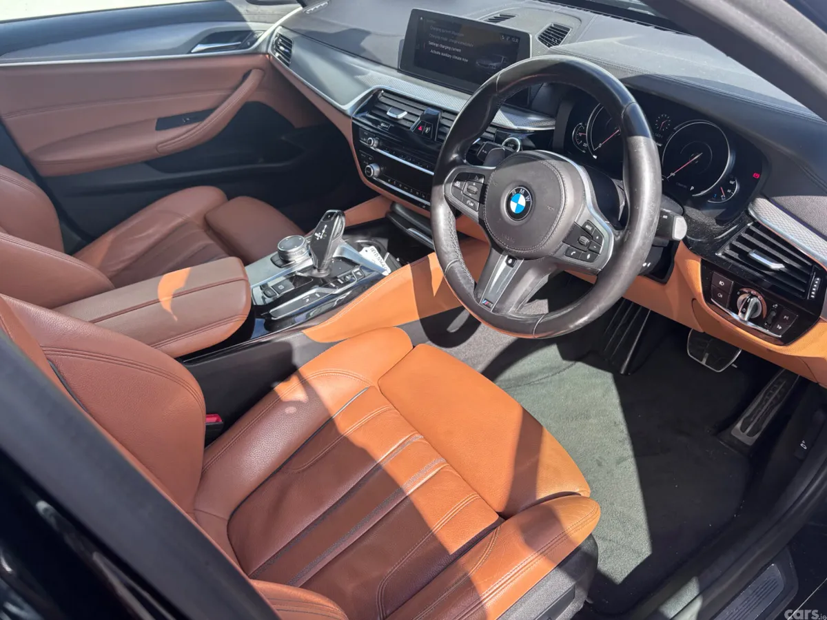 BMW 5-Series Saloon, Petrol Plug-in Hybrid, 2018, Black