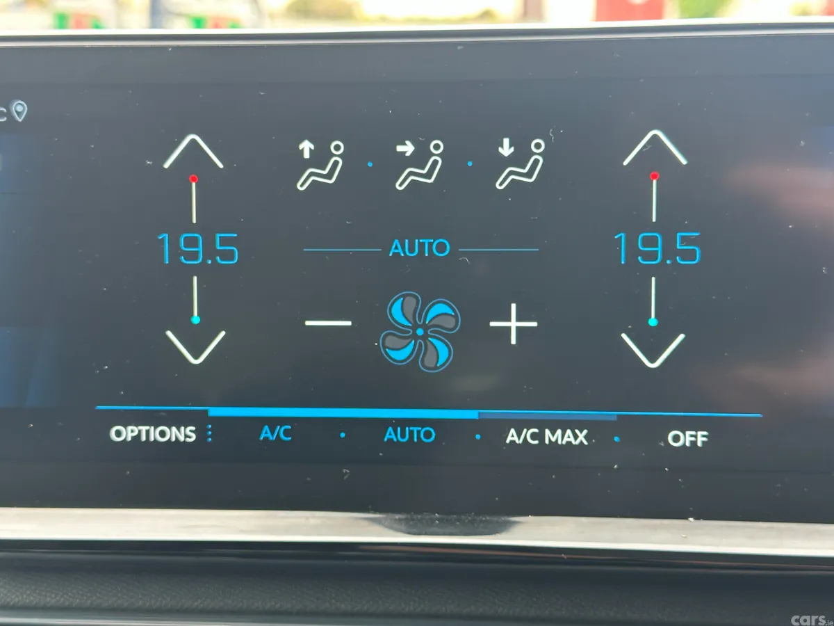 Peugeot 5008 MPV, Diesel, 2021, Black