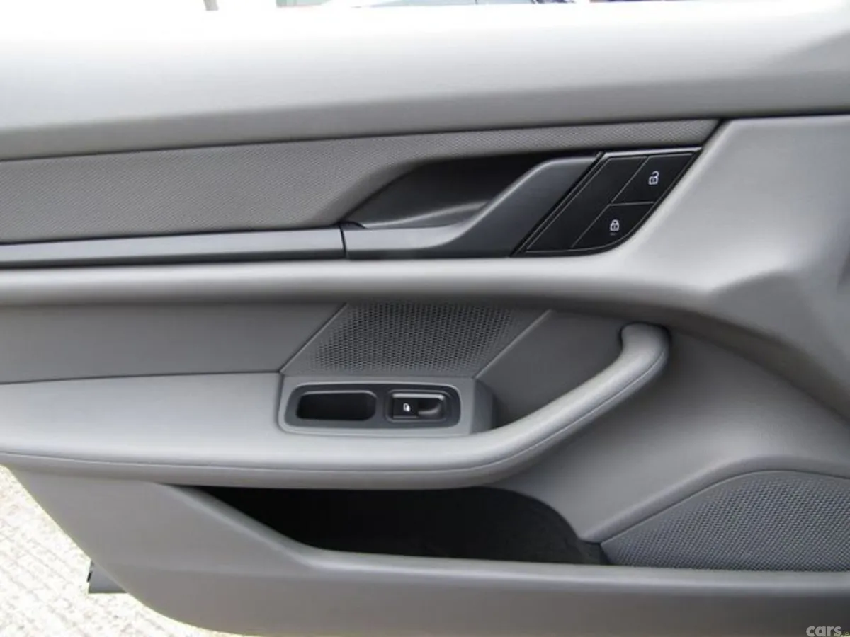 Porsche Taycan Saloon, Electric, 2022, Black