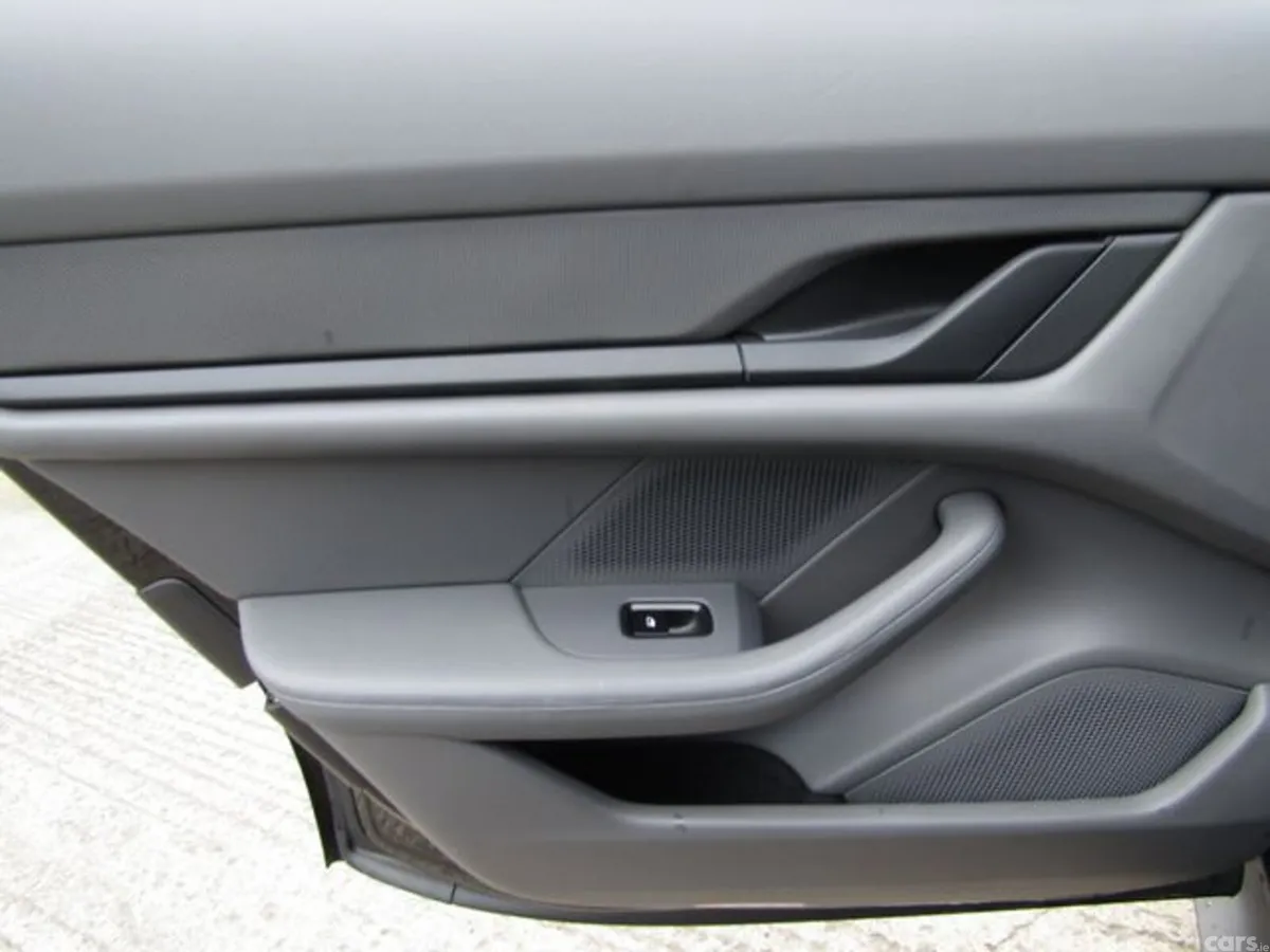 Porsche Taycan Saloon, Electric, 2022, Black