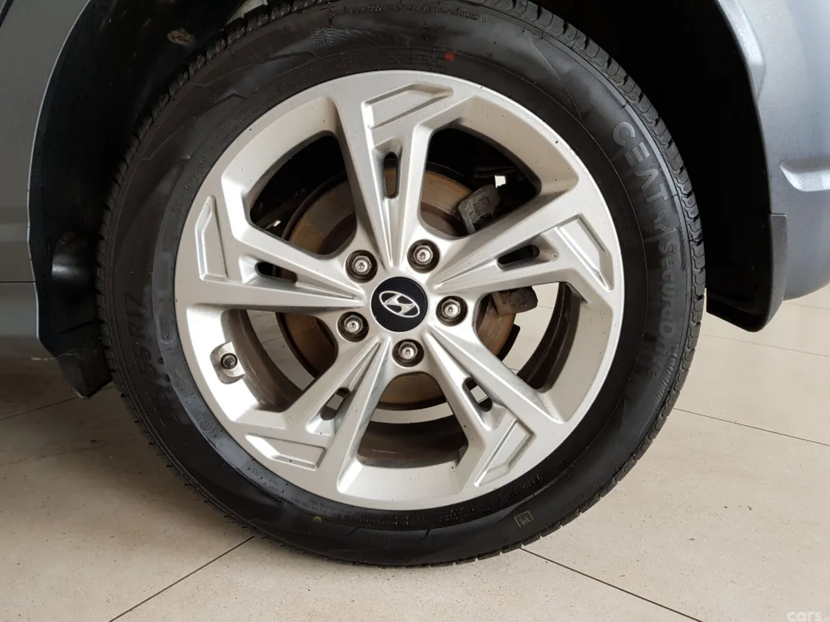 Hyundai KONA MPV, Diesel, 2021, White