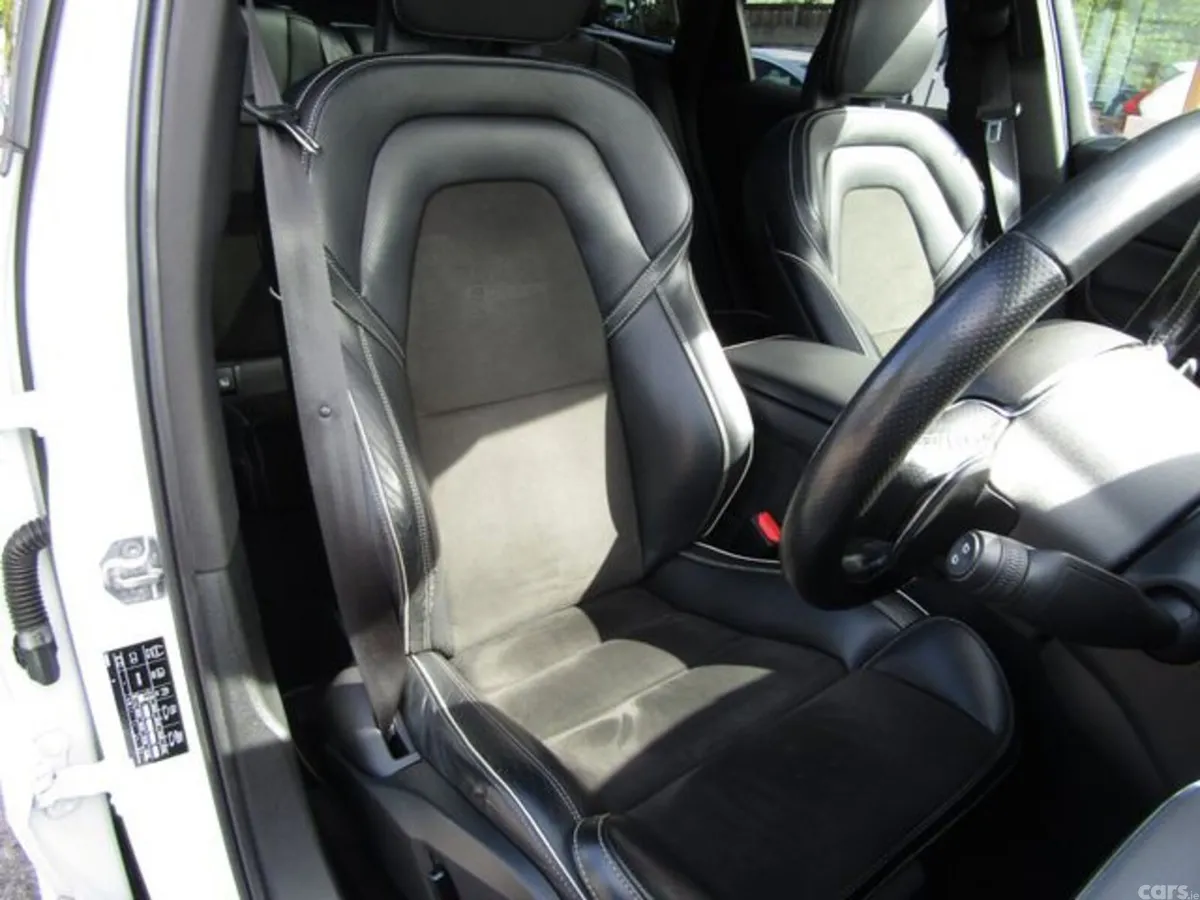 Volvo XC60 Estate, Petrol Plug-in Hybrid, 2018, White
