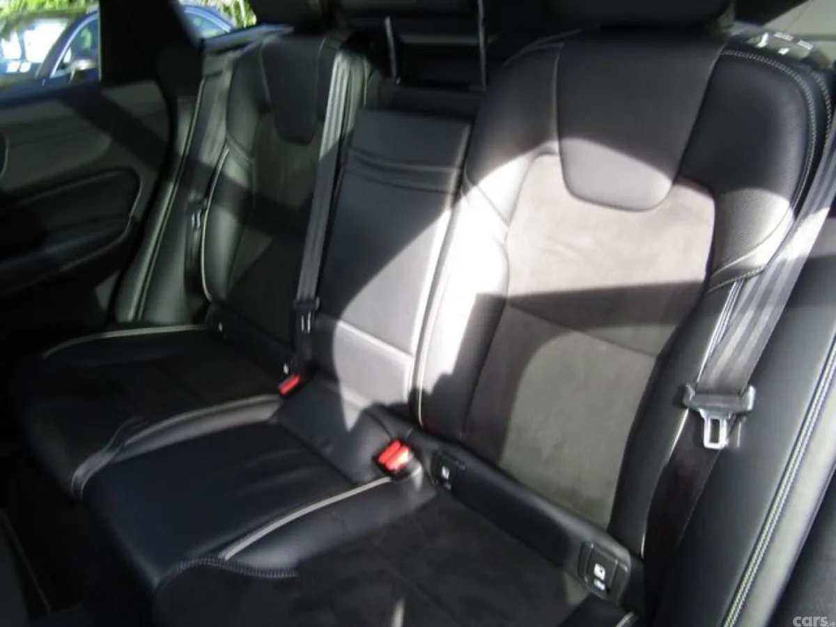 Volvo XC60 Estate, Petrol Plug-in Hybrid, 2018, White