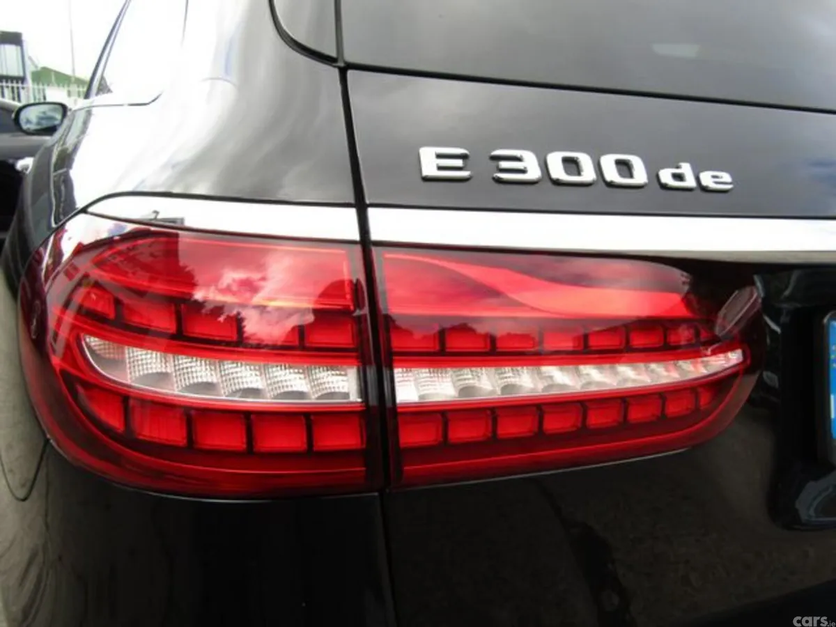 Mercedes-Benz E-Class Estate, Diesel Hybrid, 2022, Black
