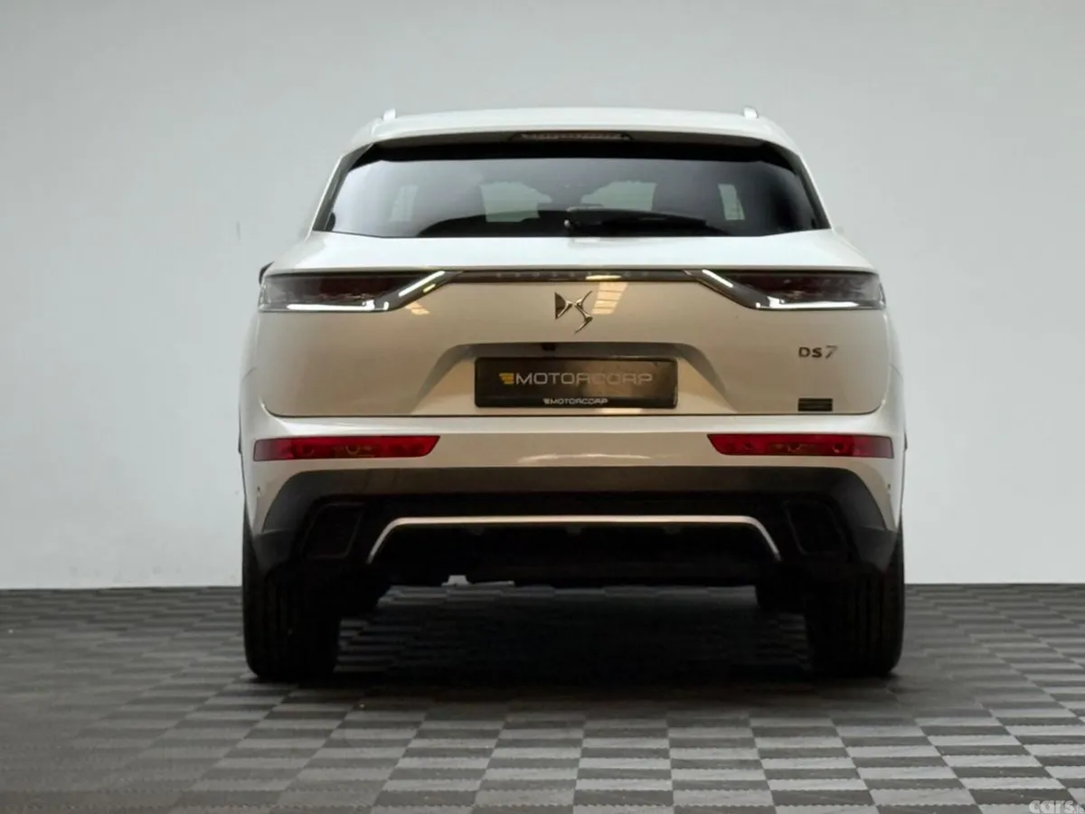 DS Automobiles DS 7 SUV, Petrol, 2022, White