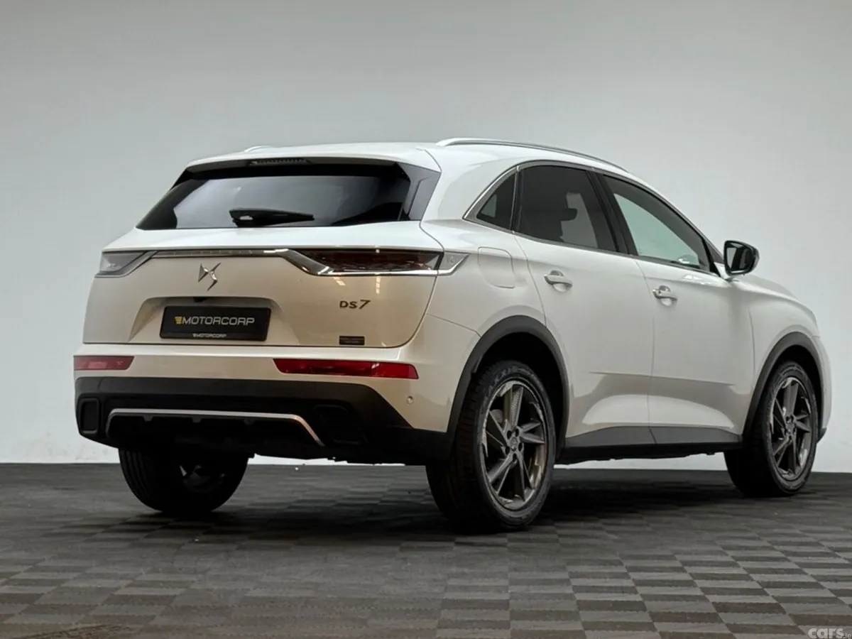 DS Automobiles DS 7 SUV, Petrol, 2022, White