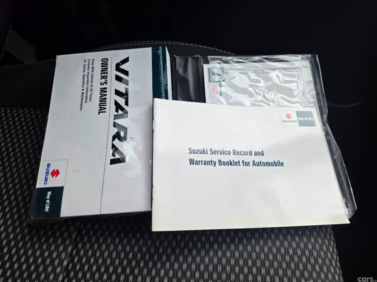 Suzuki Vitara Hatchback, Petrol, 2021, Grey