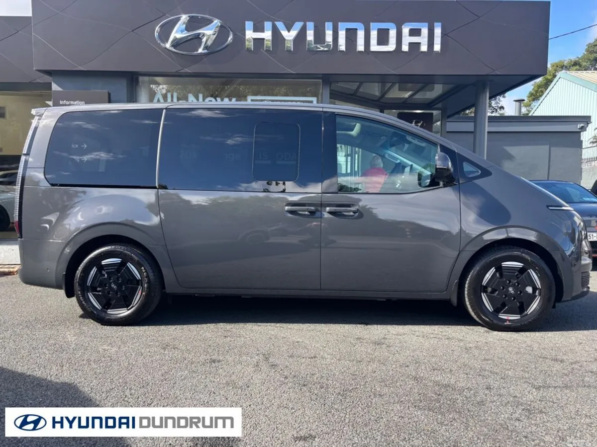 Hyundai Staria MPV, Electric, 2027, Grey