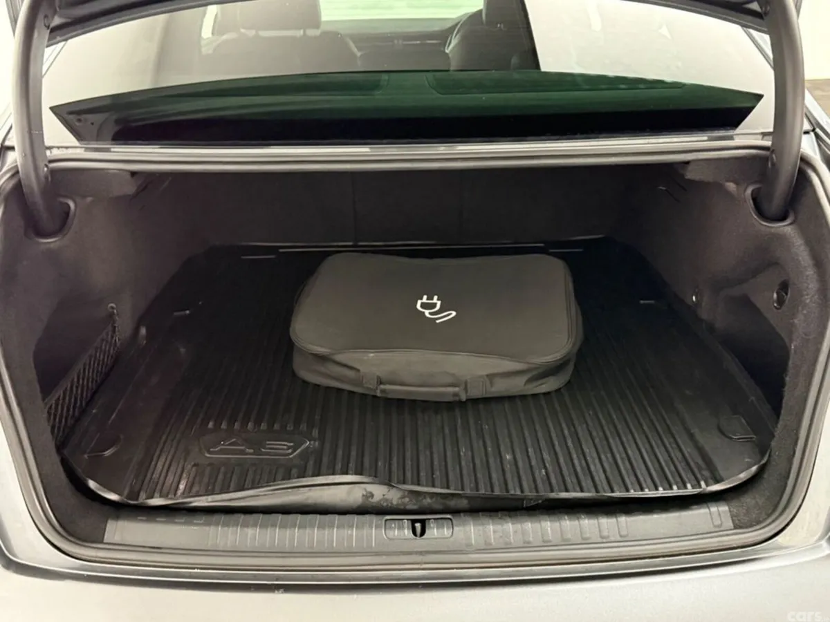 Audi A6 Saloon, Petrol Plug-in Hybrid, 2021, Grey
