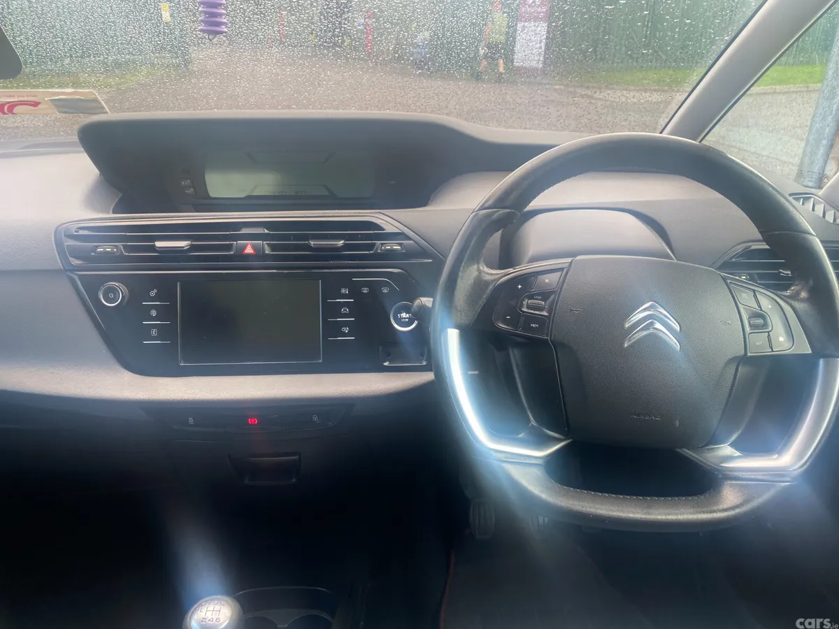 Citroen C4 Hatchback, Diesel, 2015, Red