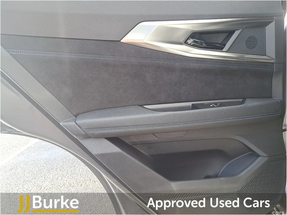 Renault Austral SUV, Petrol, 2024, Grey