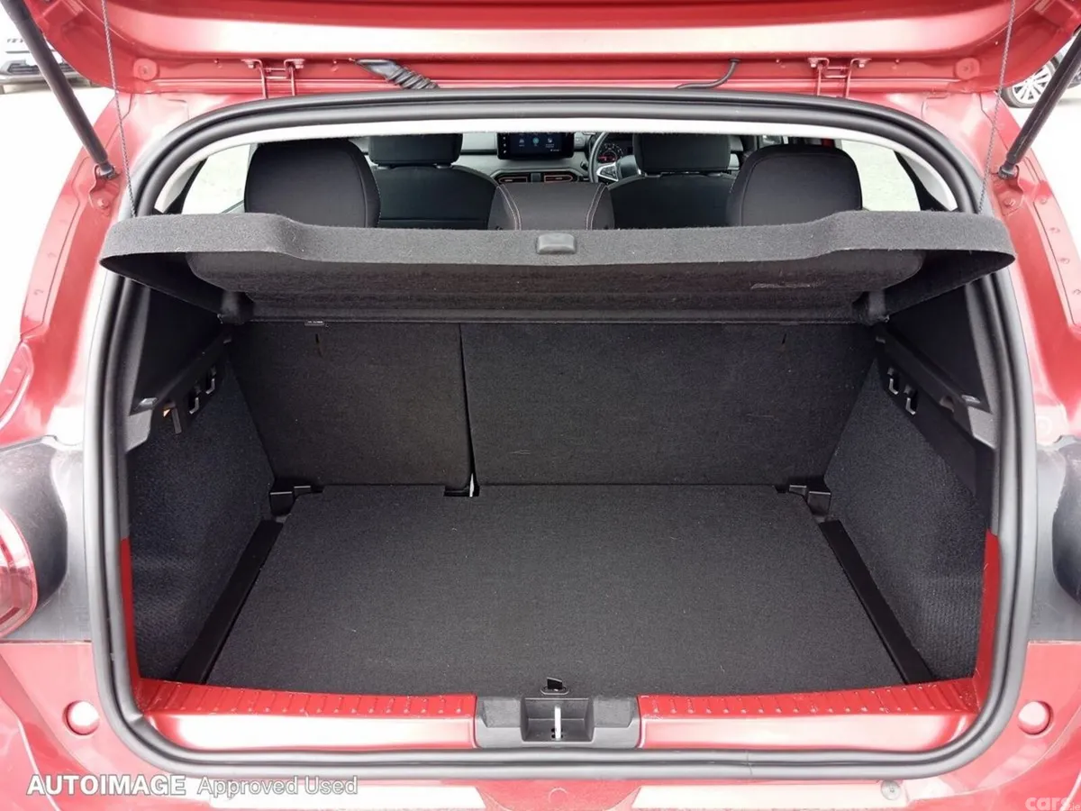 Dacia Sandero Stepway Hatchback, Petrol, 2022, Red