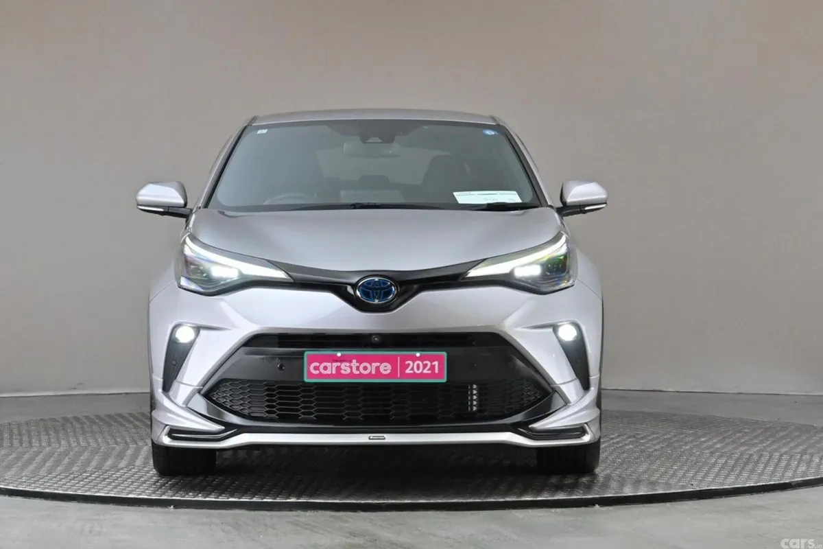 Toyota C-HR SUV, Petrol Hybrid, 2021, Grey