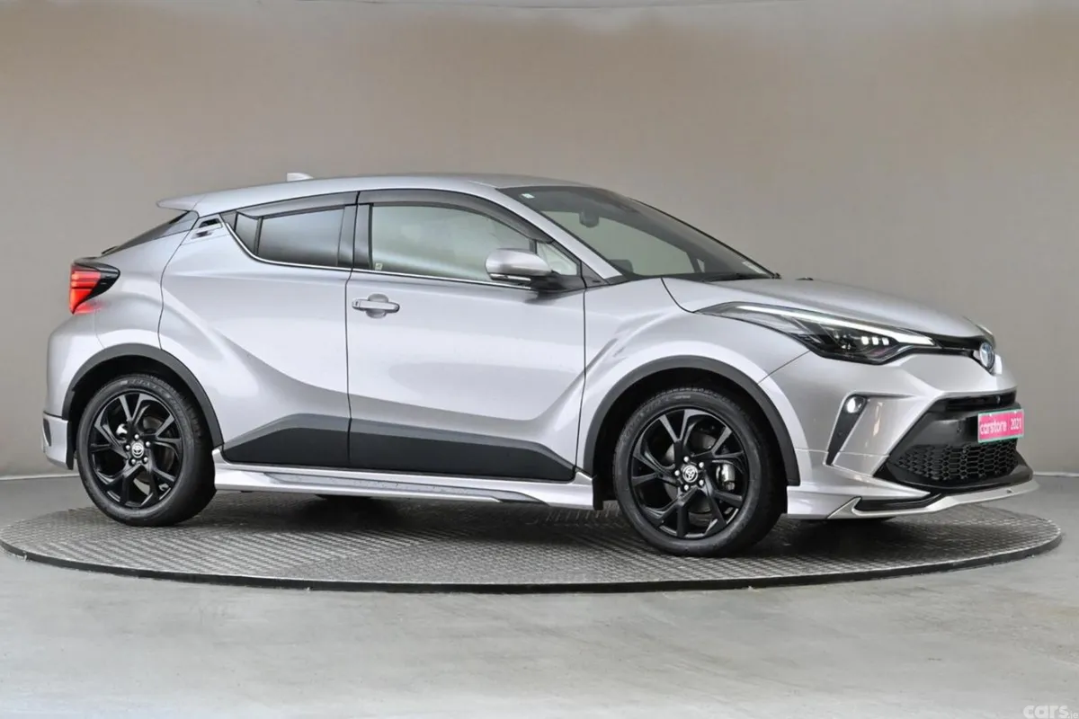 Toyota C-HR SUV, Petrol Hybrid, 2021, Grey