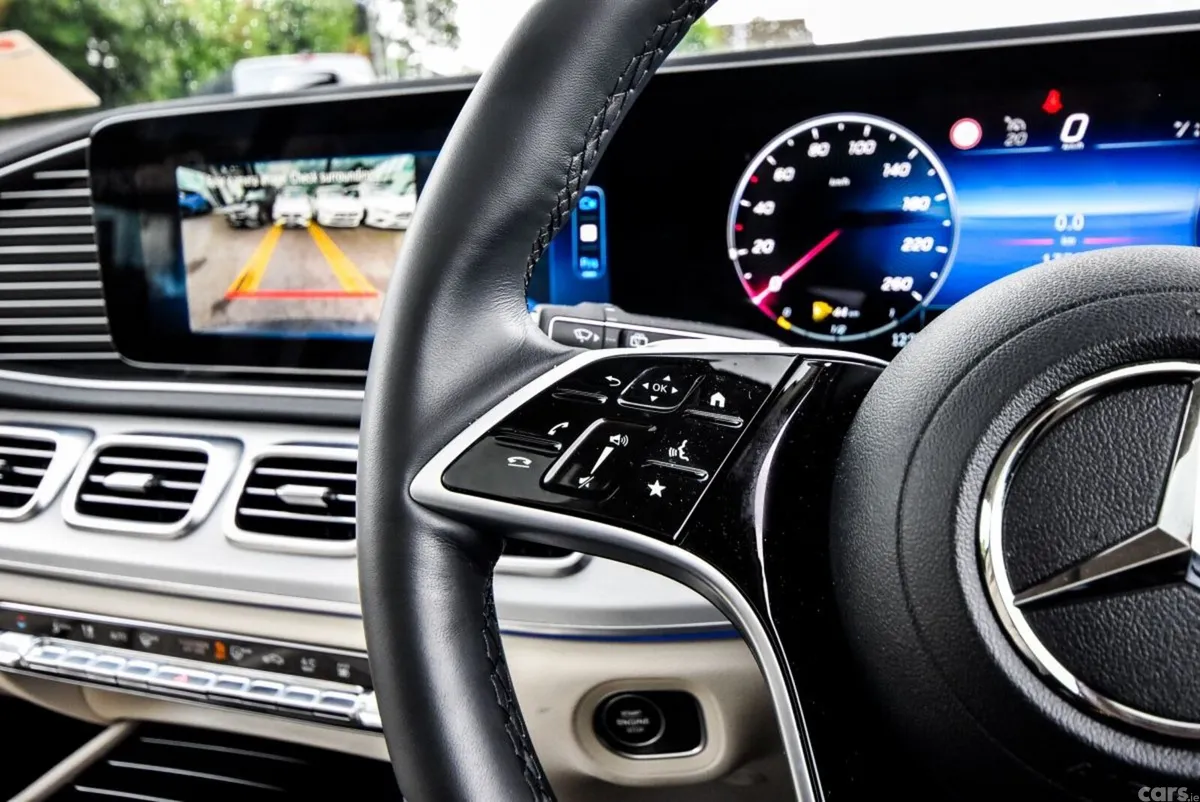 Mercedes-Benz GLE SUV, Diesel Plug-in Hybrid, 2026, Black