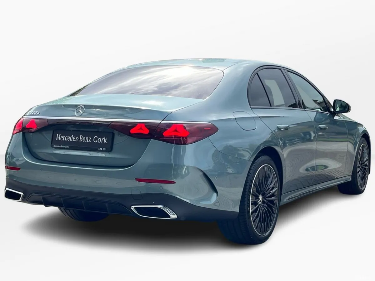 Mercedes-Benz E-Class Saloon, Diesel Hybrid, 2026, Green