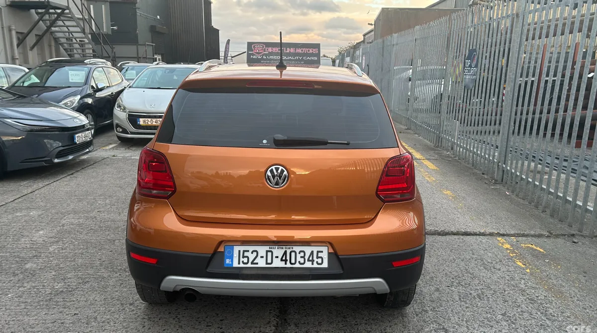 Volkswagen Polo Hatchback, Petrol, 2015, Orange