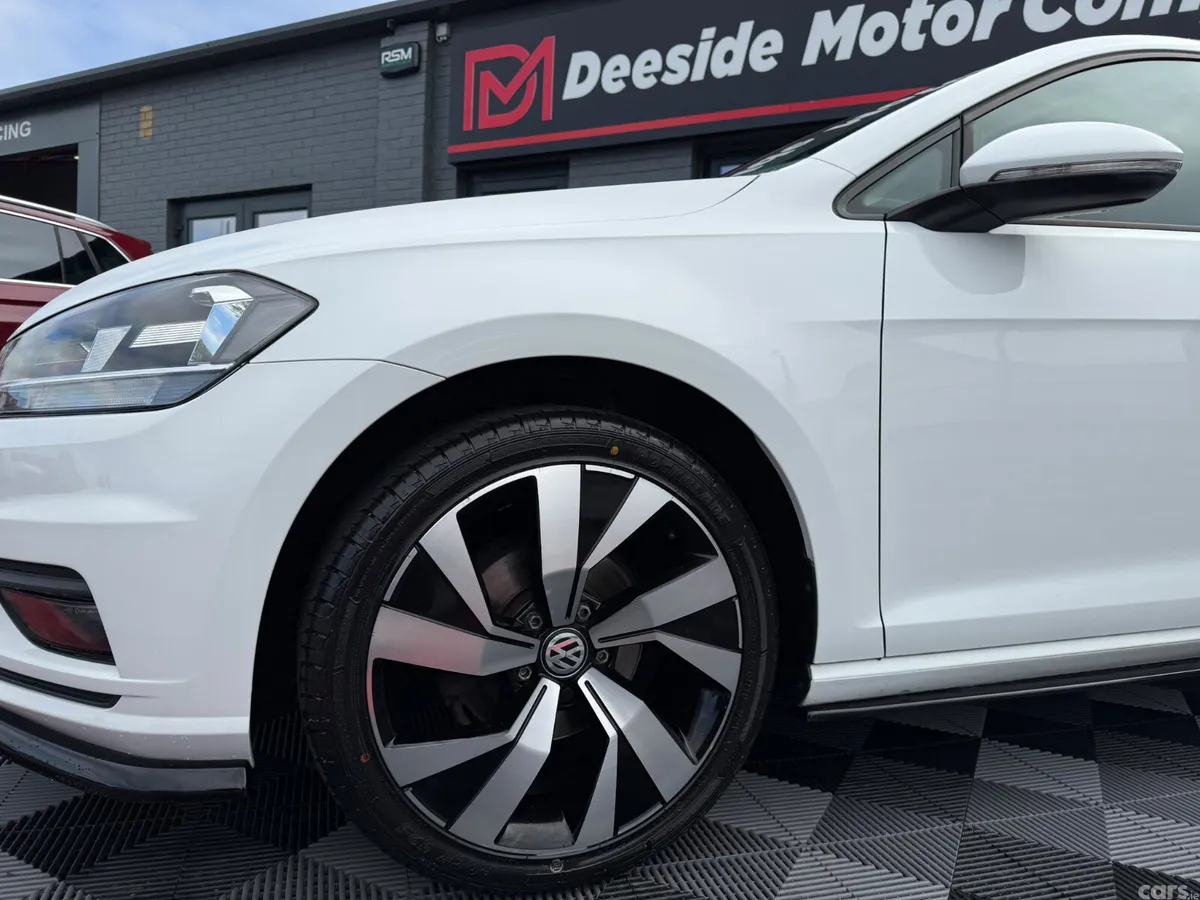 Volkswagen Golf Hatchback, Petrol, 2021, White